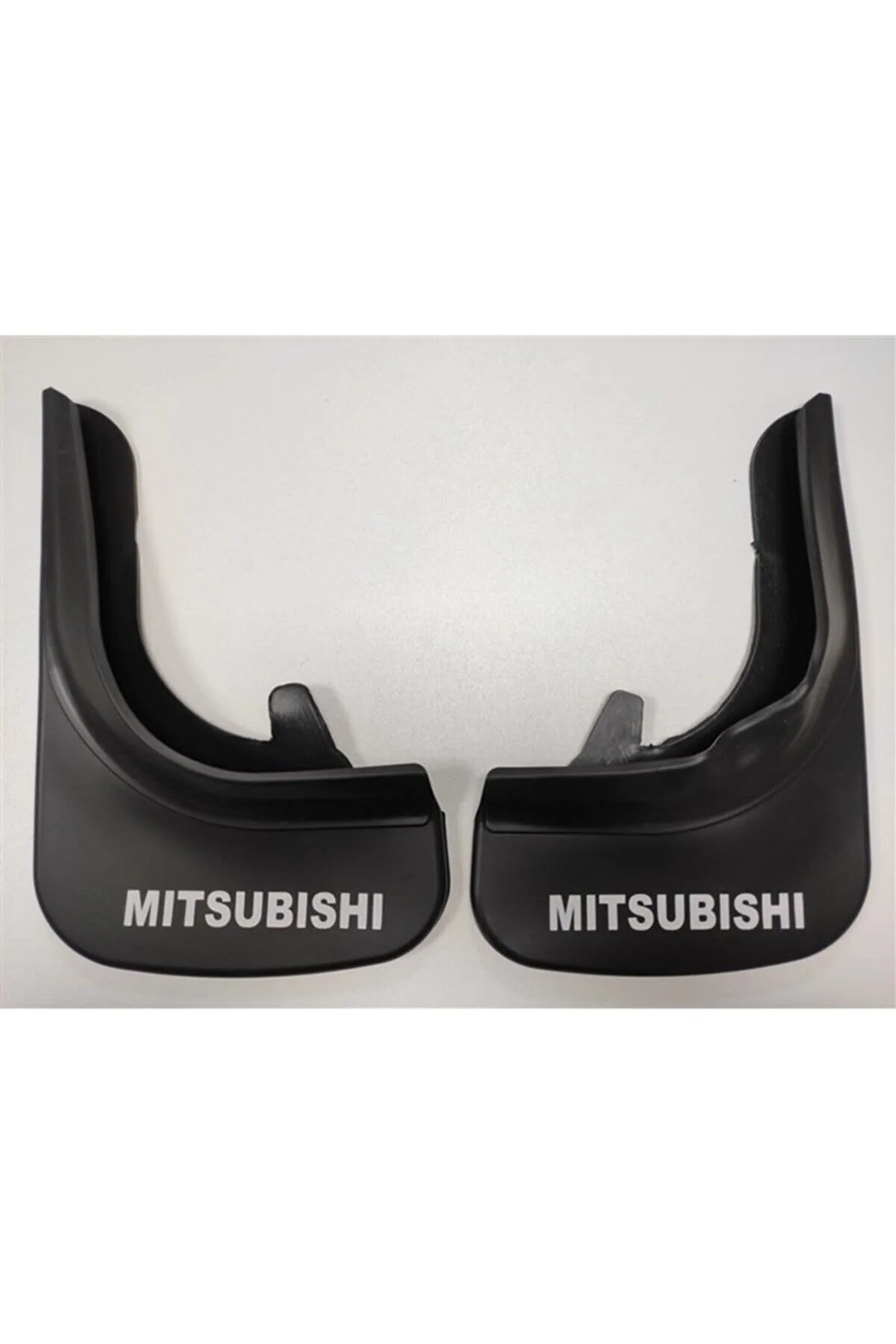 Mitsubishi Arka Paçalık Çamurluk Tozluk 2,Li