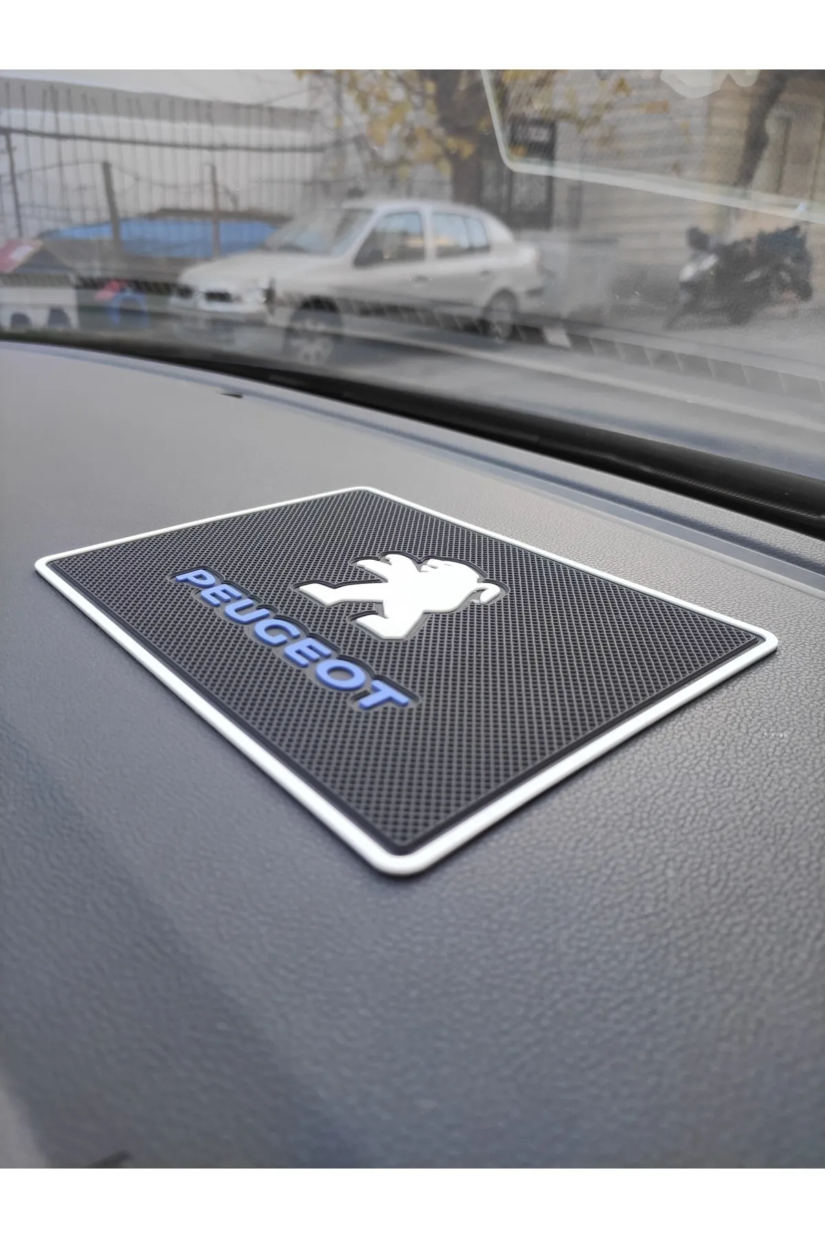 Peugeot%20Kaymaz%20Torpido%20Pedi%20-%20Peugeot%20Kaydırmaz%20Ped%20-%20Peugeot%20Ped